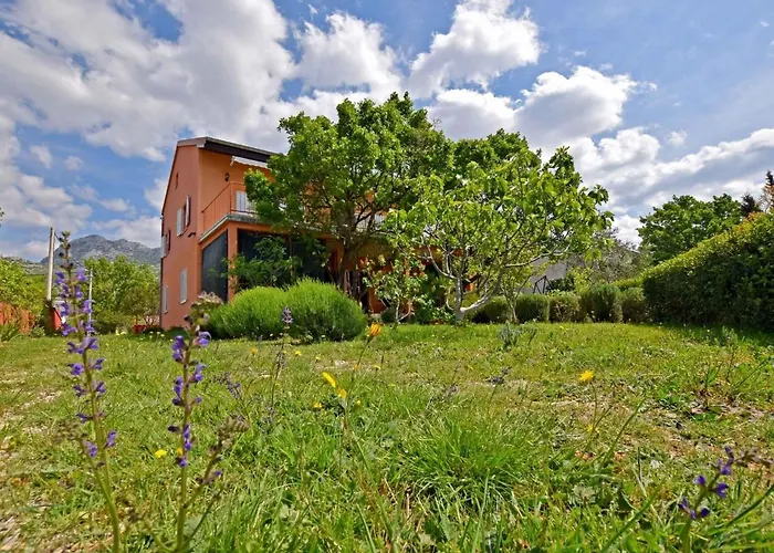 - Paklenica Riviera 36552 Seline